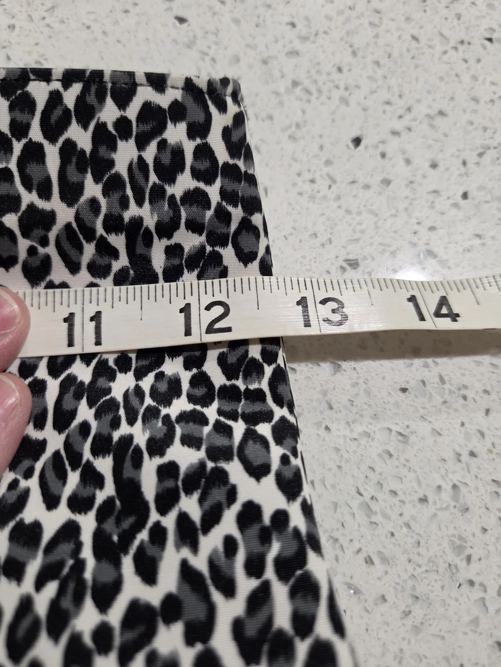 AMazing Kate Spade Black & White Leopard-Print Handbag With Metal Handles Y2K